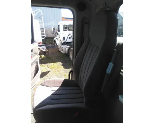 PETERBILT 579 SEAT, FRONT