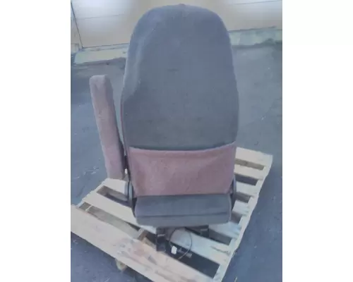 PETERBILT 579 SEAT, FRONT