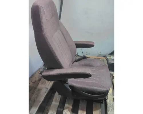 PETERBILT 579 SEAT, FRONT