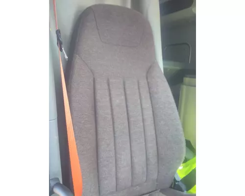 PETERBILT 579 SEAT, FRONT