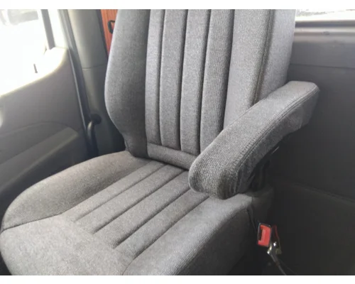 PETERBILT 579 SEAT, FRONT