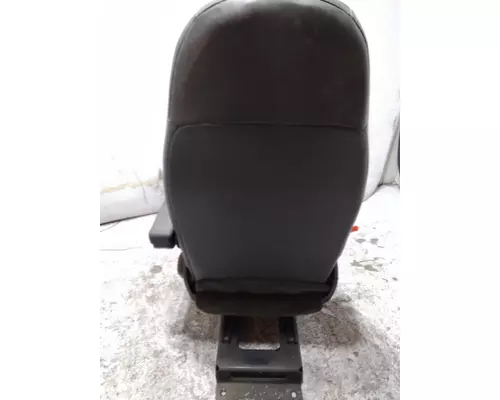 PETERBILT 579 SEAT, FRONT