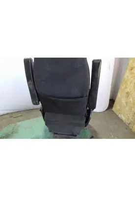 PETERBILT 579 SEAT, FRONT