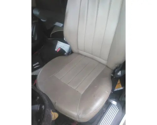 PETERBILT 579 SEAT, FRONT