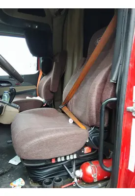 PETERBILT 579 SEAT, FRONT