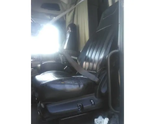 PETERBILT 579 SEAT, FRONT