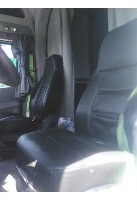 PETERBILT 579 SEAT, FRONT