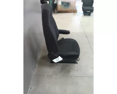 PETERBILT 579 SEAT, FRONT