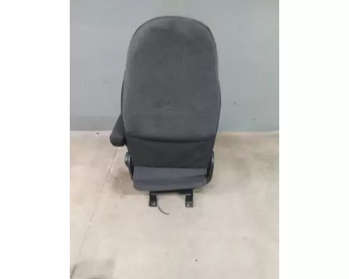 PETERBILT 579 SEAT, FRONT