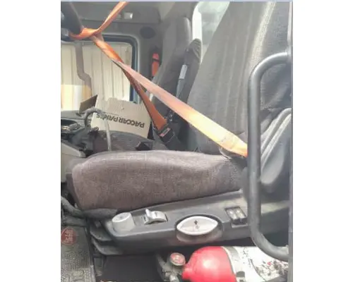 PETERBILT 579 SEAT, FRONT