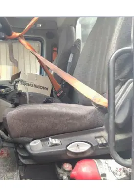 PETERBILT 579 SEAT, FRONT