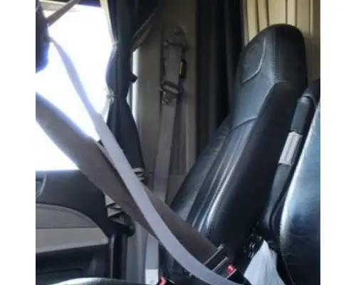 PETERBILT 579 SEAT, FRONT