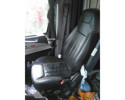PETERBILT 579 SEAT, FRONT
