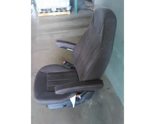 PETERBILT 579 SEAT, FRONT