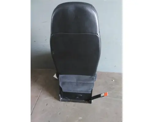 PETERBILT 579 SEAT, FRONT