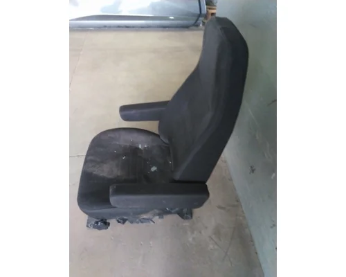 PETERBILT 579 SEAT, FRONT