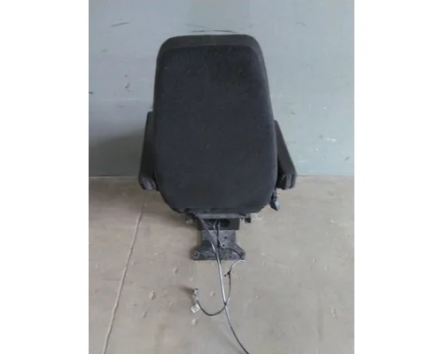 PETERBILT 579 SEAT, FRONT