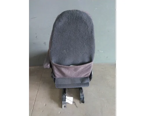 PETERBILT 579 SEAT, FRONT