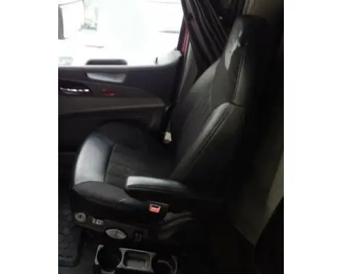 PETERBILT 579 SEAT, FRONT