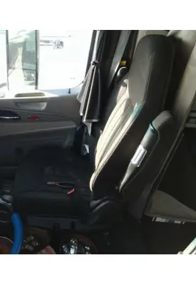 PETERBILT 579 SEAT, FRONT