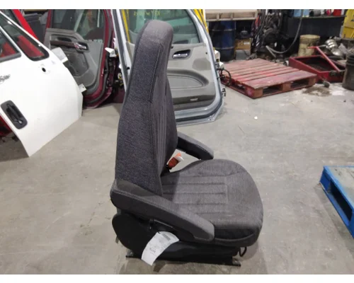 PETERBILT 579 SEAT, FRONT