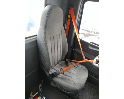 PETERBILT 579 SEAT, FRONT