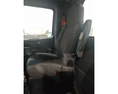 PETERBILT 579 SEAT, FRONT