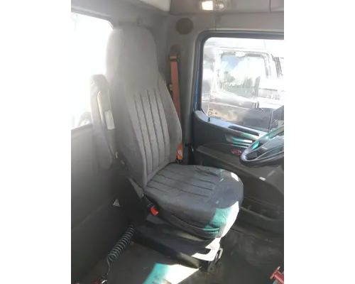 PETERBILT 579 SEAT, FRONT