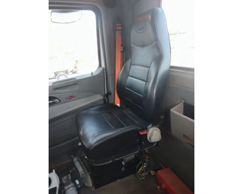 PETERBILT 579 SEAT, FRONT
