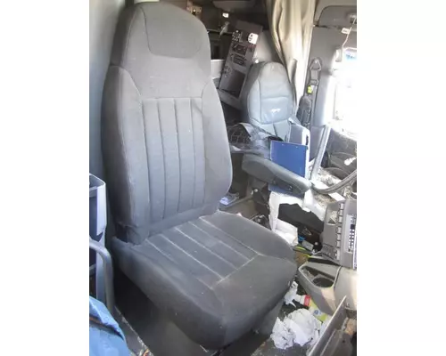 PETERBILT 579 SEAT, FRONT