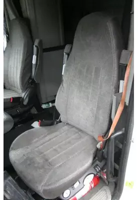 PETERBILT 579 SEAT, FRONT