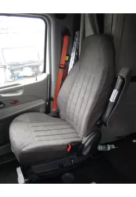 PETERBILT 579 SEAT, FRONT