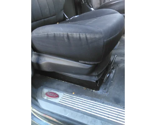 PETERBILT 579 SEAT, FRONT