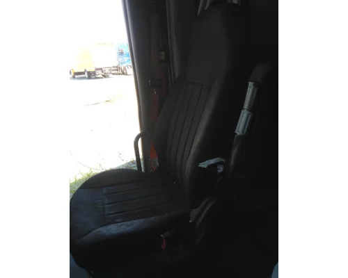 PETERBILT 579 SEAT, FRONT