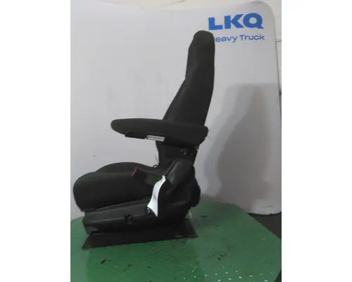 PETERBILT 579 SEAT, FRONT