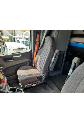 PETERBILT 579 SEAT, FRONT