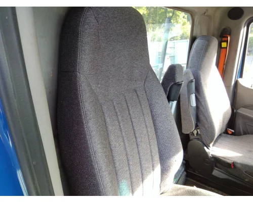 PETERBILT 579 SEAT, FRONT