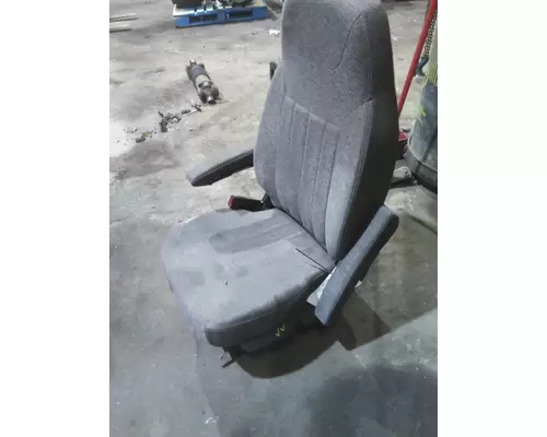 PETERBILT 579 SEAT, FRONT