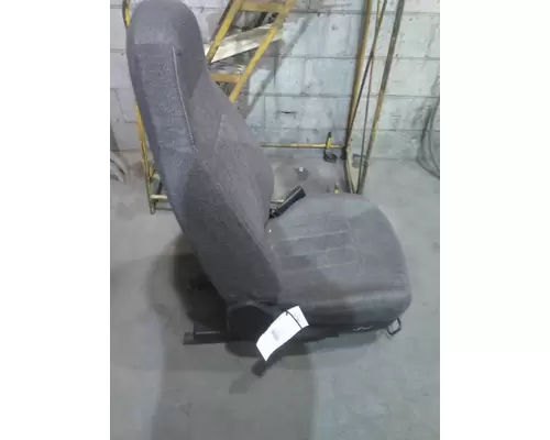 PETERBILT 579 SEAT, FRONT