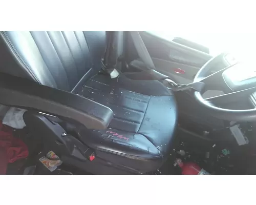PETERBILT 579 SEAT, FRONT