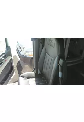 PETERBILT 579 SEAT, FRONT
