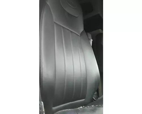 PETERBILT 579 SEAT, FRONT