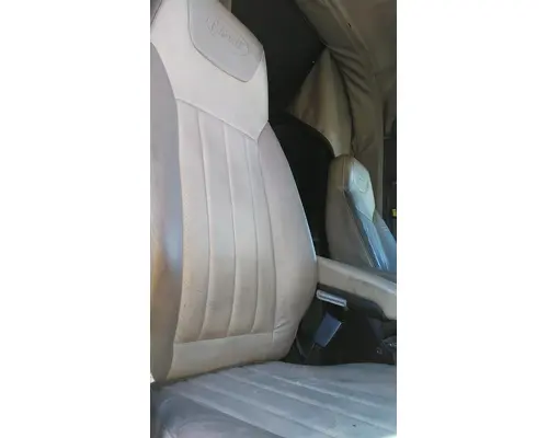PETERBILT 579 SEAT, FRONT