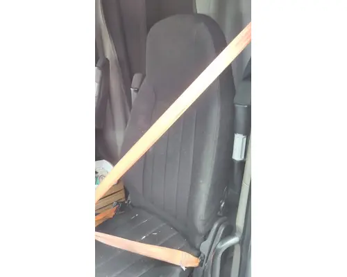 PETERBILT 579 SEAT, FRONT