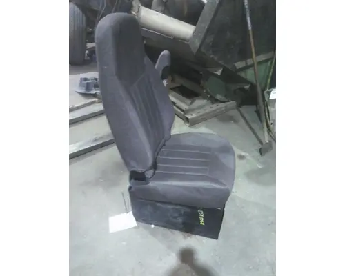 PETERBILT 579 SEAT, FRONT