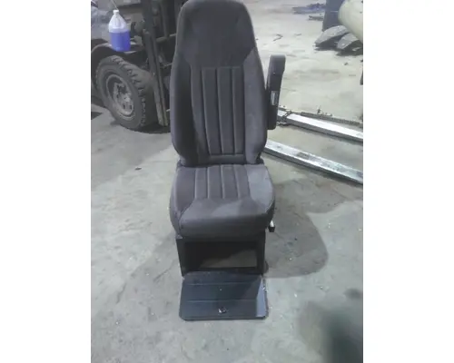 PETERBILT 579 SEAT, FRONT