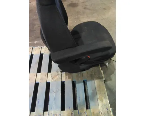 PETERBILT 579 SEAT, FRONT
