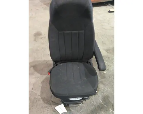 PETERBILT 579 SEAT, FRONT