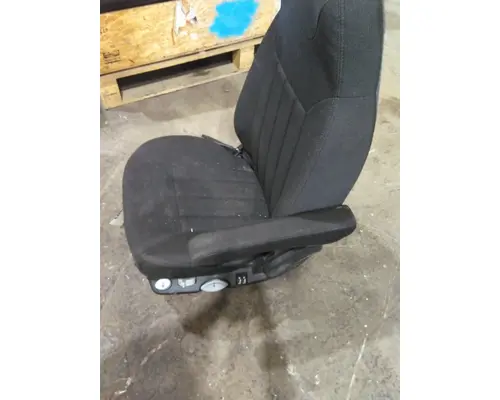 PETERBILT 579 SEAT, FRONT
