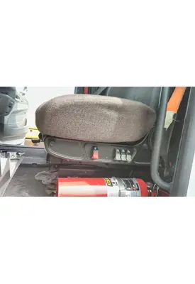 PETERBILT 579 SEAT, FRONT